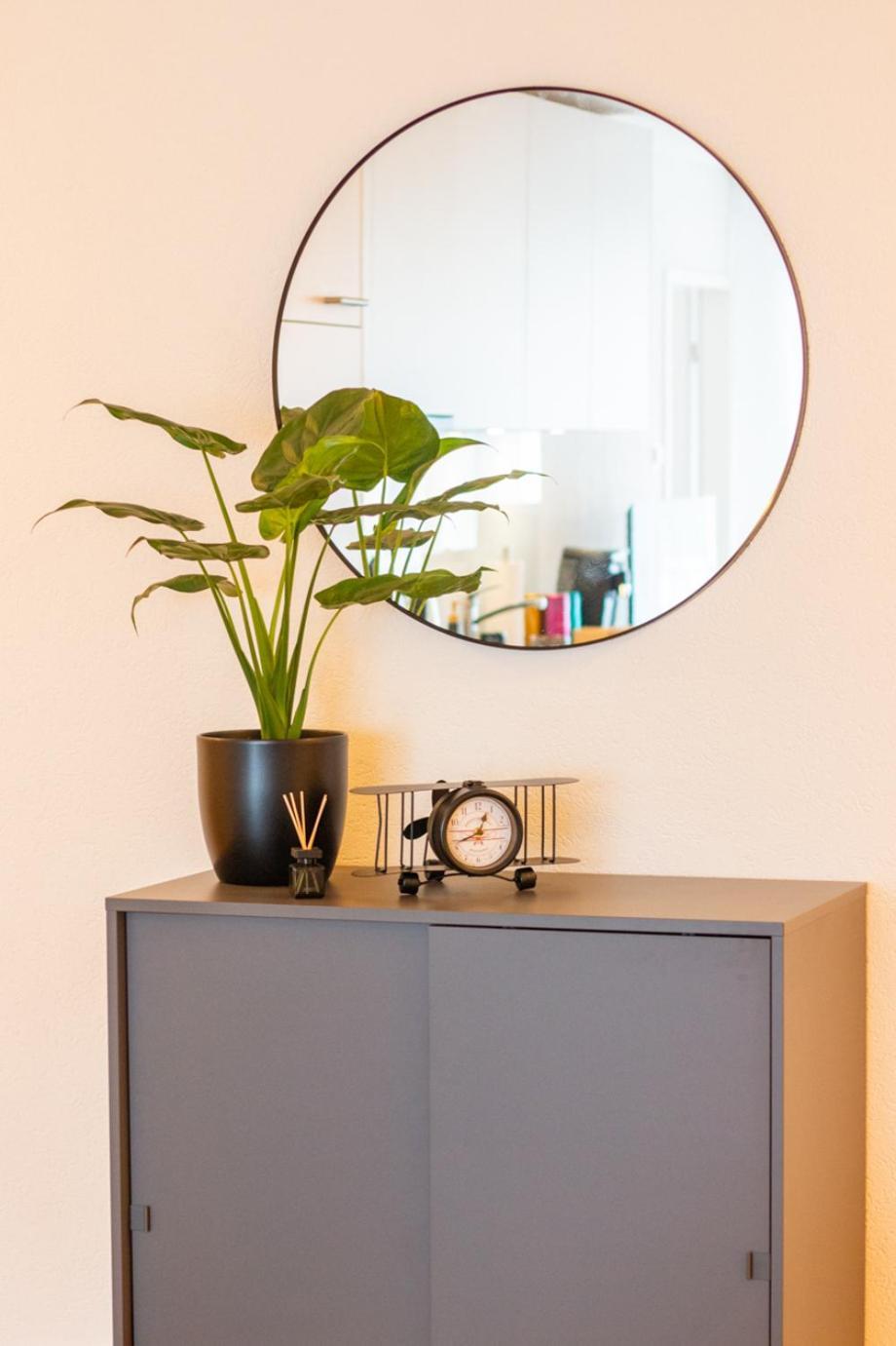 Special Einstein II Apartment Basel, Messe Kleinbasel 10-Star Bagian luar foto